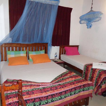 Saranga Holiday Inn Wellawaya Eksteriør bilde